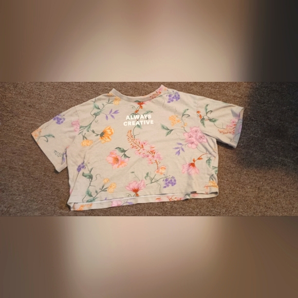 🌞🏝️H&M Floral Crop Top - Picture 1 of 6